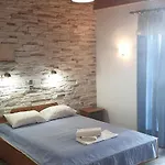 Hotel Evi &