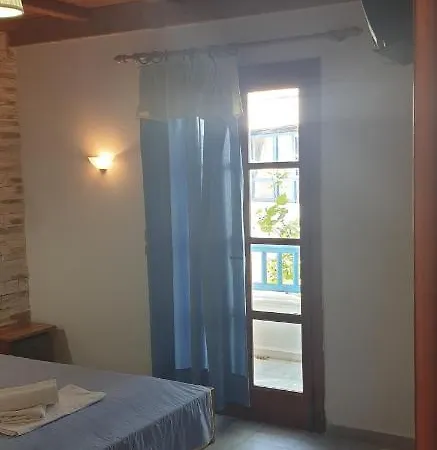 Evi & Hotell Naxos City